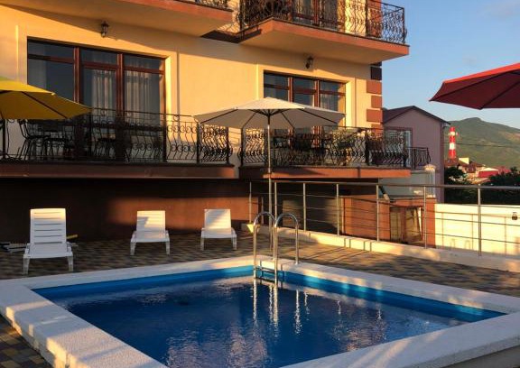Gelendzhik Apartment | Guest House: Rated 10/10 with Pool and Pet-Friendly Rooms