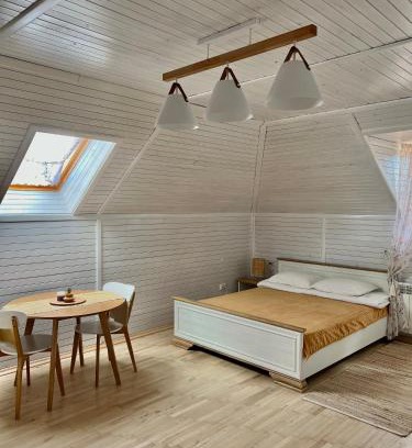 Kamenets-Podol'skiy Hotel | Eco-Friendly Comfort at Гостерія "Old Town" - Guest Rated 9/10