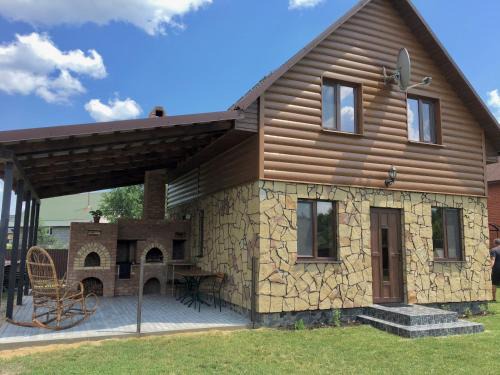 Volyn Oblast House | Guest Rated 9.9: Гостинний дім - Family & Pet Friendly