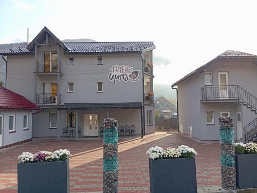 Yasinya Hotel | Discover Готель Ципа: Spa Retreat with Family-Friendly Amenities
