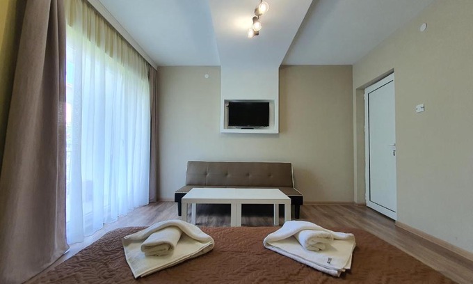Sapareva Banya Villa | Guest Rated 9.9: Дамяновата къща – Family-Friendly Retreat