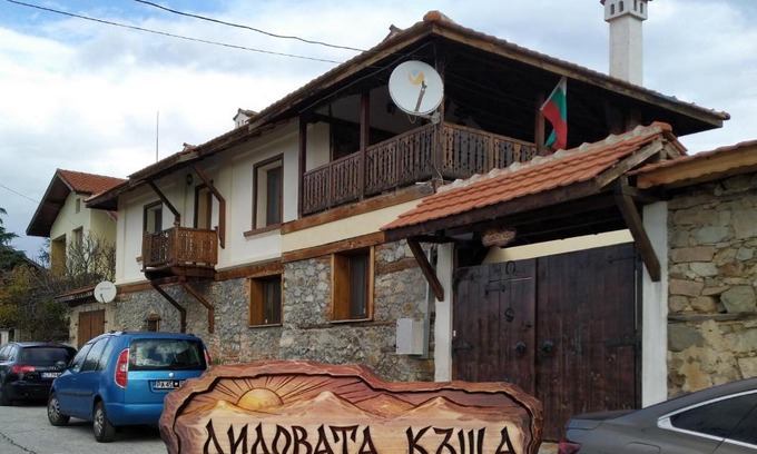 Lesichevo Villa | Unforgettable Oceanfront Stay at Didovata Kashta