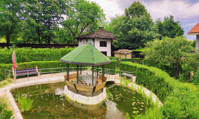 Stolat House | Discover Durgunskata Kashta: Top-Rated with Breakfast Included