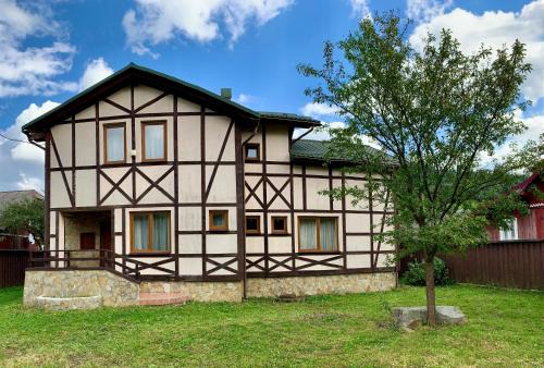 Plavya Villa | Experience Дім: Highly Rated Stay with Family-Friendly Amenities