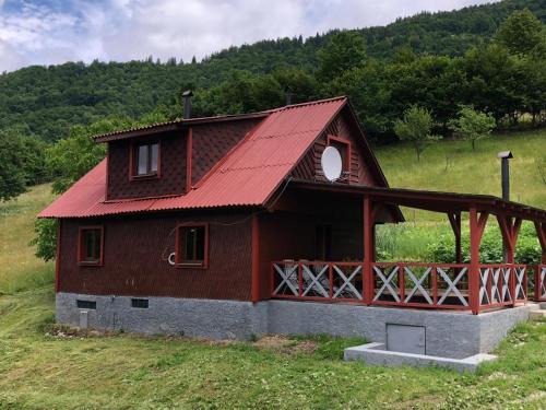 Yasinya Ski Chalet | Eco Farm Semenyuk: Pet-Friendly Retreat with Pool & Breakfast