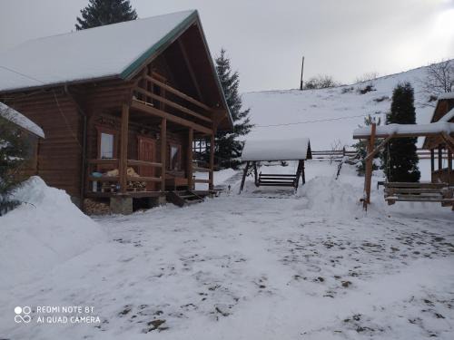 Verkhovyna House | Eco Cottage: Guest Rated 9.2 with Pool & Family Amenities