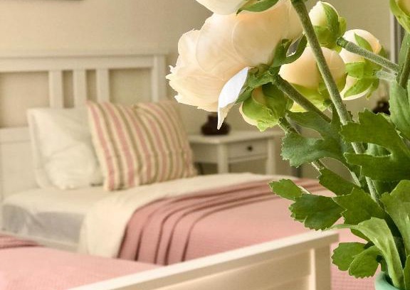 Gelendzhik Apartment | Discover ЖК Изумрудный город with Oceanfront Views