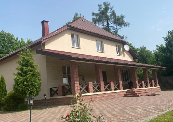 Ostroshitsy House | Pet-Friendly Загородный дом with Breakfast & Hot Tub