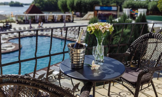 Engels Hotel | Experience Tranquility at Загородный клуб "Роджер" - 9/10 Rated