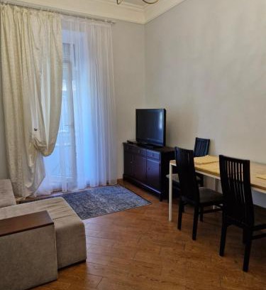 Khreshchatyy Yar Apartment | Discover Central Apartments in the Heart of the Capital