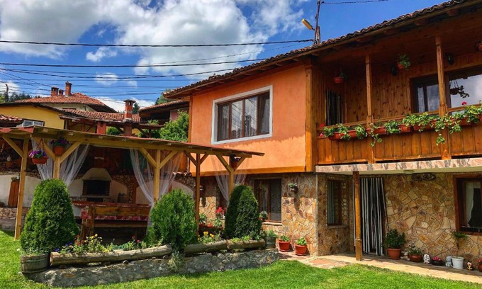 Koprivshtitsa House | Explore Златкова къща: 4-Star Stay with Family-Friendly Perks