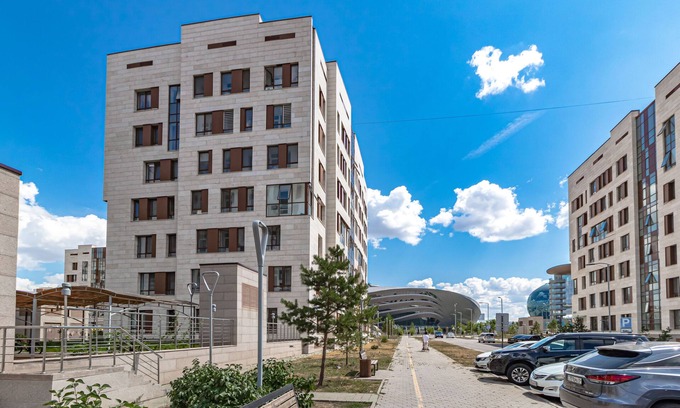 Yesil District Apartment | Cozy Stay at Кабанбай Батыра 60А-20 with Breakfast