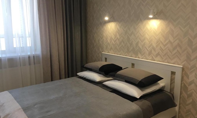 Tsentralnyy okrug Apartment | Top-Rated Квартира на Дружбе with Breakfast & Accessibility