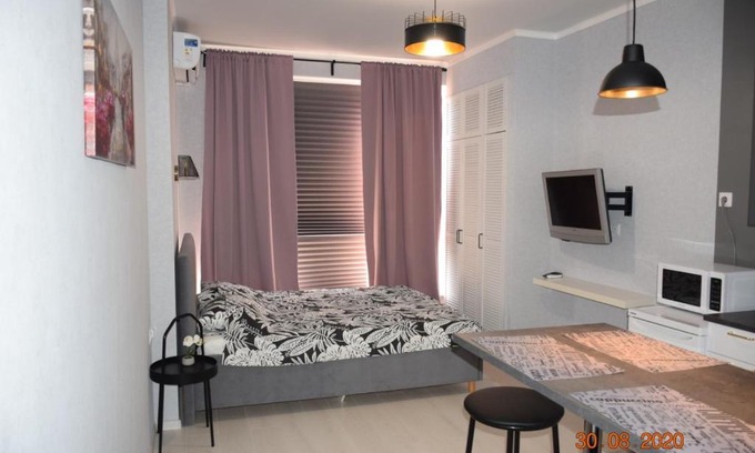 Adler City Centre Apartment | Oceanfront Escape at Квартира на Садовой - Rated 10/10