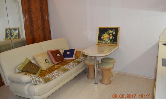 Vladivostok Hotel | Comfortable Apartment with Top Guest Rating of 9/10