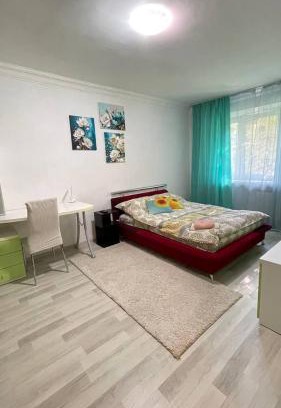 Solomjanskyj Apartment | Cozy Apartment on Lipkivskogo Street 43 - Family Friendly