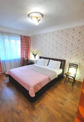Podil Apartment | Beautiful Apartment with White Arbor Views - Alex Apartments