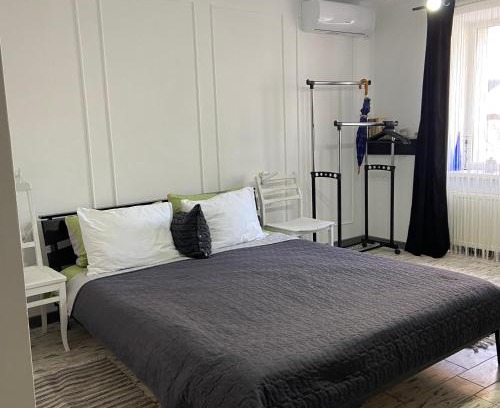Kamenets-Podol'skiy Apartment | Квартира у Старому місті