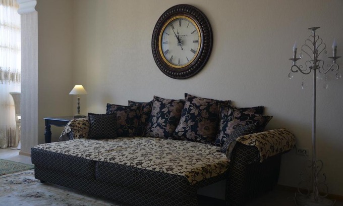 Yessentuki Apartment | Pet-Friendly Retreat Near Resort Park - 10/10 Guest Rated