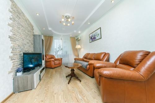 Afanasivsʹkyy Yar Apartment | Cozy Apartment with Hot Tub - Rated 9.2 by Guests