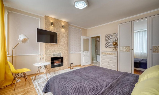 Svetlogorsk Apartment | Top-Rated Климт - Апартаменты Три Сестры with Hot Tub