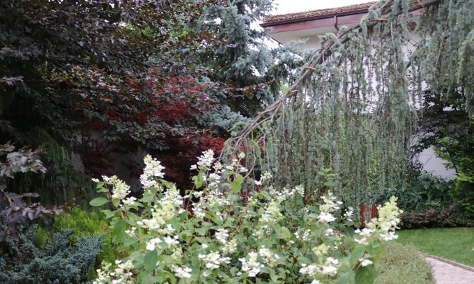 Koprivshtitsa House | Inviting "Дюлгерите" with Hot Tub and Pet-Friendly Amenities