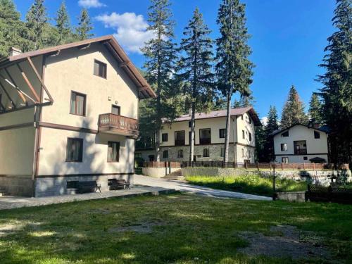 Semkovo Hotel | Discover Комплекс Орлово гнездо: Family-Friendly Retreat