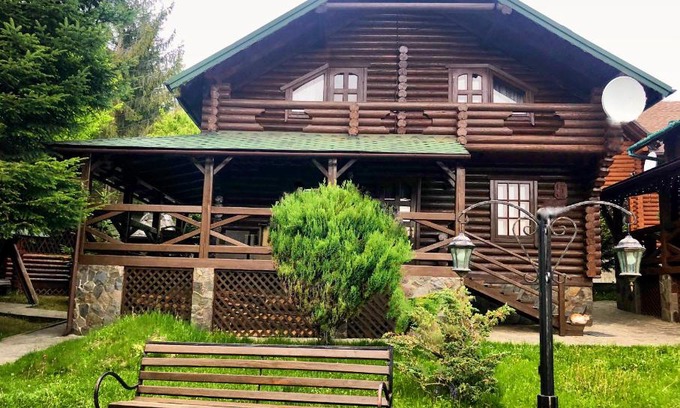Myhove House | Relax in a Comforting Cottage at Migevo with Ocean Views