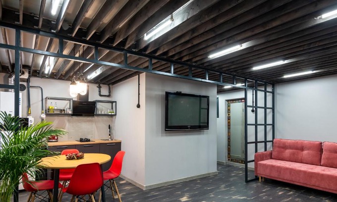 Kazan City Centre Apartment | Experience Korochenko 2: Central Stay with Kremlin Views