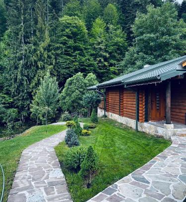 Tatariv Apartment | Inviting Cottages in Bazhani: Family Friendly & Pool Access