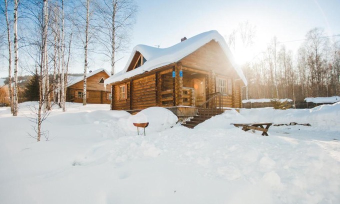 Baykalsk Resort | Cozy Cottage Retreat "Русь" with Breakfast & Hot Tub