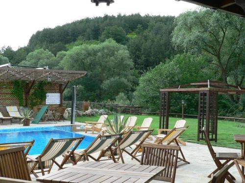 Suvorovo Other | Relax at Caravan Pitch Park Barite with Oceanfront Views