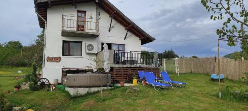 Kyustendil House | Inviting Къща за гости Балканъ with Pet-Friendly Amenities