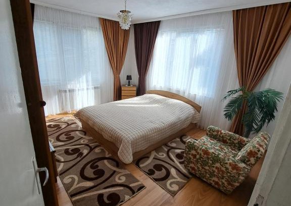 Dospat Apartment | Charming Къща за гости Жани - Guest Rated 9/10, Family-Friendly