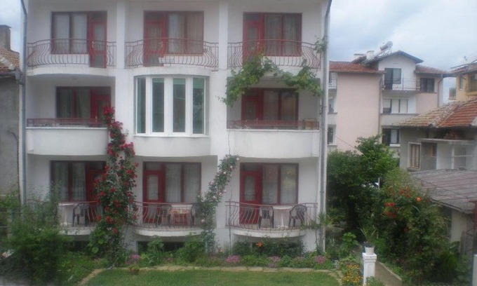 Kiten House | Cozy Guest House Tera: Family & Pet-Friendly Retreat