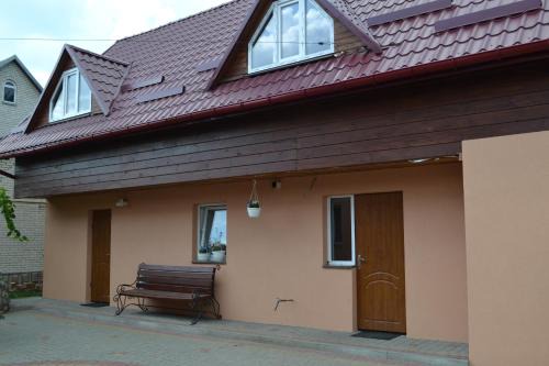 Lutsk Apartment | Discover Липинський: Family-Friendly with 9/10 Guest Rating