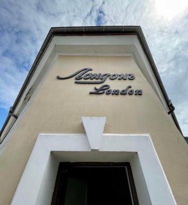 Vranyantsi House | Inviting London Guest House with Pet-Friendly Amenities