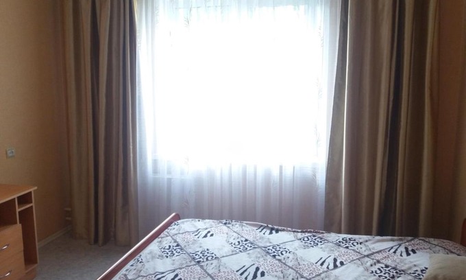 Omsk Apartment | Top Rated Pet-Friendly Stay at Лукашевича 13