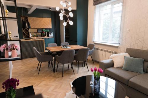 Sofia Apartment | Луксозен арт апартамент в близост до центъра на града