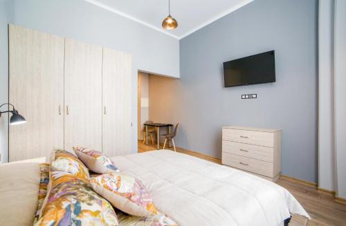 Lviv City Center Apartment | Elegant Apartments at Rynok Square with Great Reviews