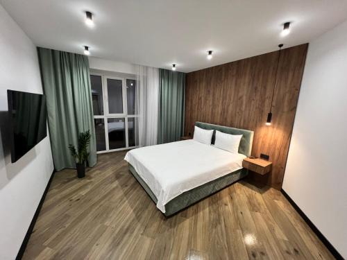 Rivne Apartment | Highly Rated Lux Apartments Near Bus Station & Hospital
