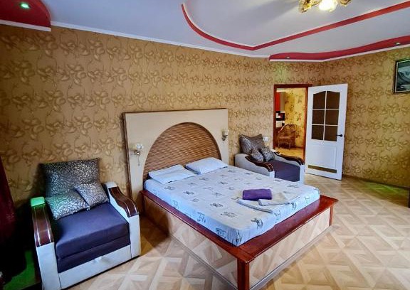 Kirovograd Apartment | Budget-Friendly Мини-отель with Hot Tub & Child Amenities