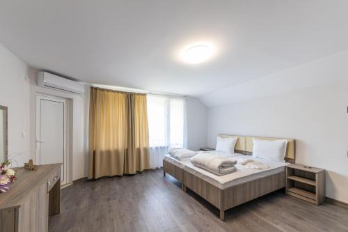 Balchik Hotel | Relax at Мотел "Релакс" with Family-Friendly Amenities