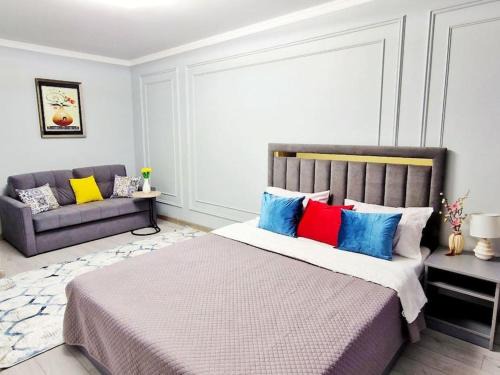 Taraz Apartment | New One-Bedroom Apartment - Child-Friendly Getaway