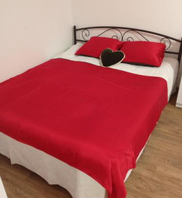 Vinnichki Apartment | Perfectly Located Apartment Near Striyska Bus Station
