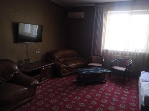 Shymkent Hotel | Discover OРДА: Family-Friendly Hotel with Breakfast Included