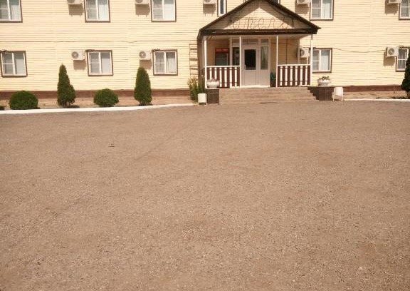 Gray-Voronets Hotel | Budget-Friendly Stay at Отель 861 км - Pet Friendly Escape