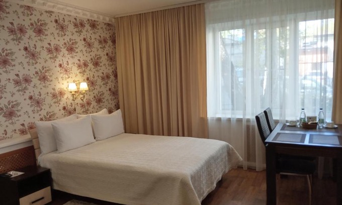 Irkutsk Hotel | Discover Hotel Modul: Family-Friendly with Breakfast Included