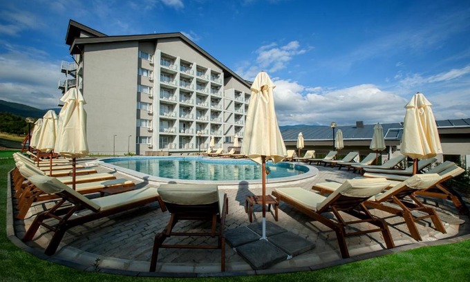 Vranyantsi Hotel | Discover Park Hotel Kyustendil: Guest Rated 9/10 Escape