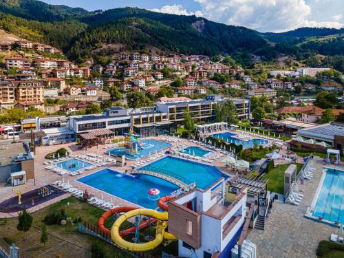Devin Hotel | Elegant Park Hotel Modăr with Oceanfront Views & Spa
